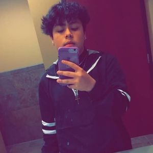 Meet your Posher, Damien